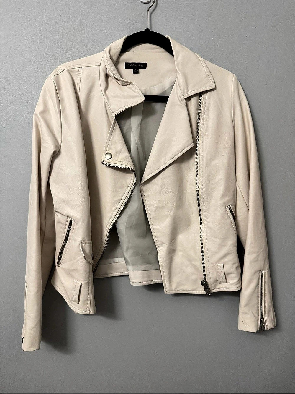 Shinesday Moto Jacket in White Size Medium